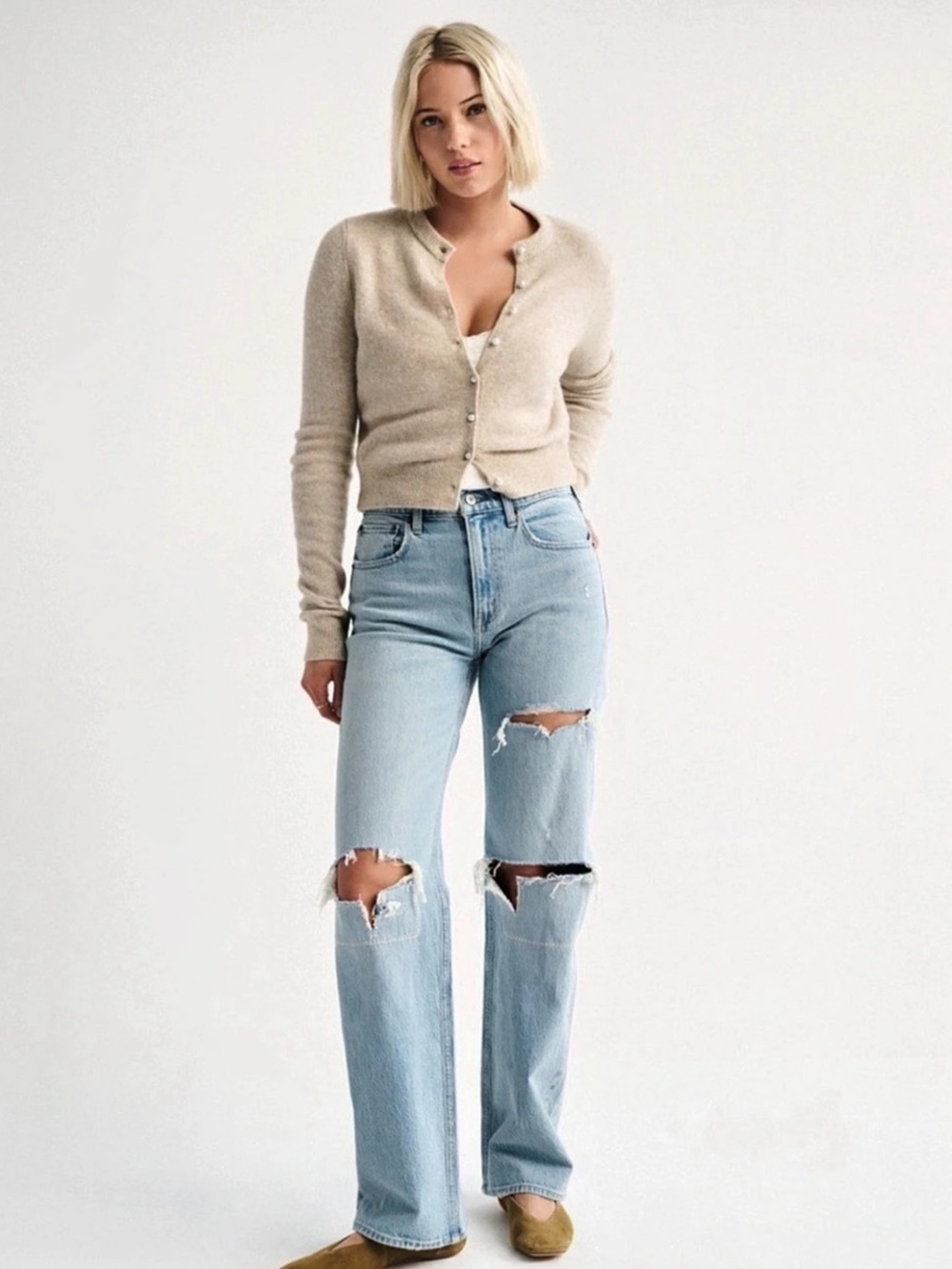 Abercrombie 90s Relaxed High Rise Jeans Light Wash Size 27R